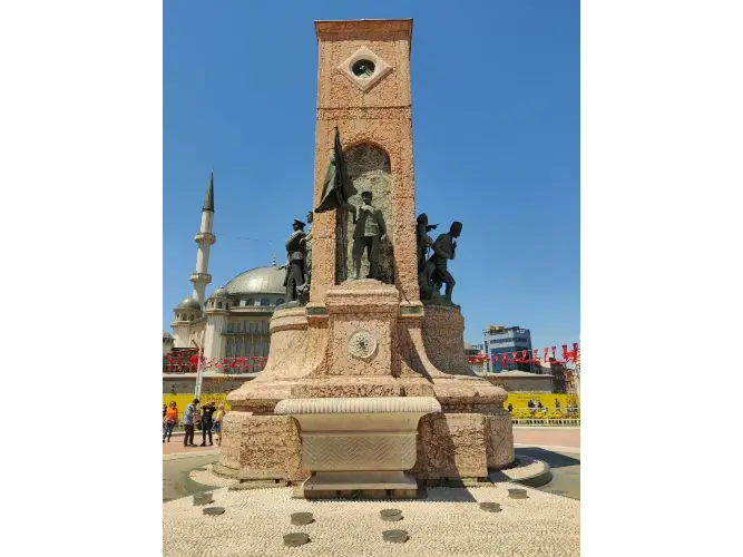 taksim square republic monument